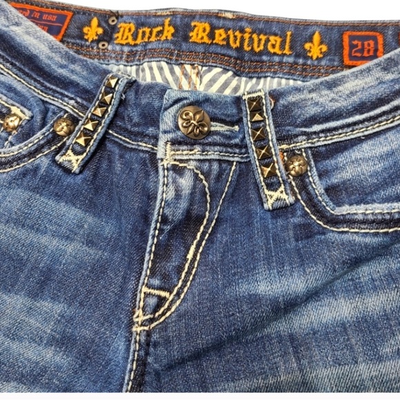 Rock Revival Women's Studded Blue Jeans - Picture 5 of 6